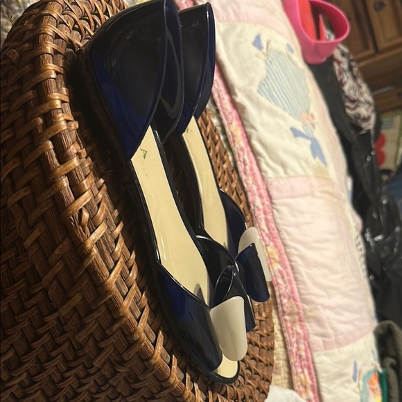 Furla Black and White Sandals with Elegant Design - Picture 6 of 9